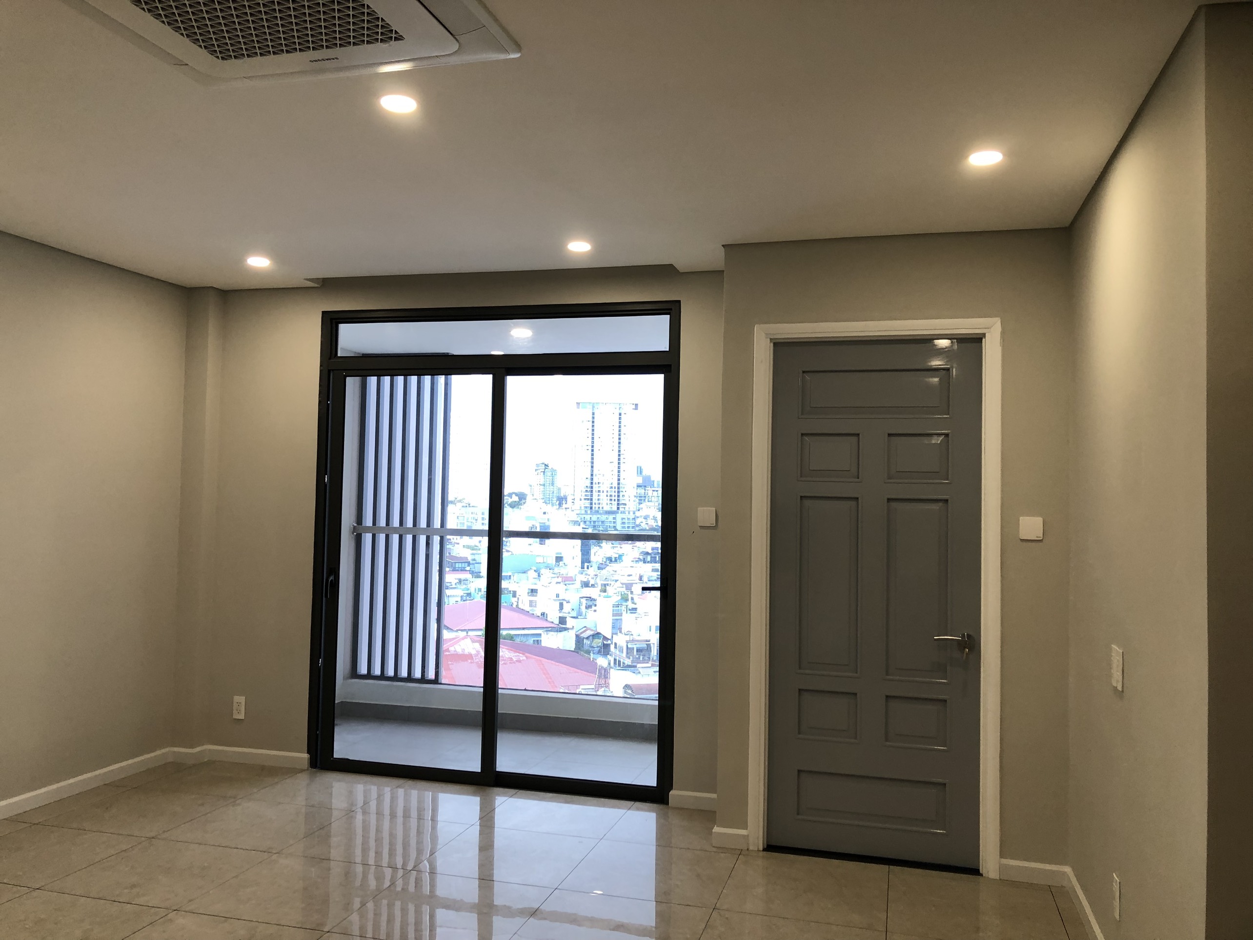 CĂN HỘ 3PN 2WC NỘI THẤT CƠ BẢN
